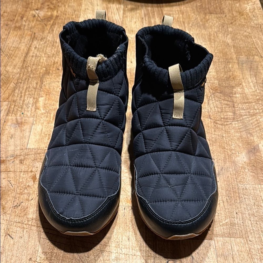 Teva boots